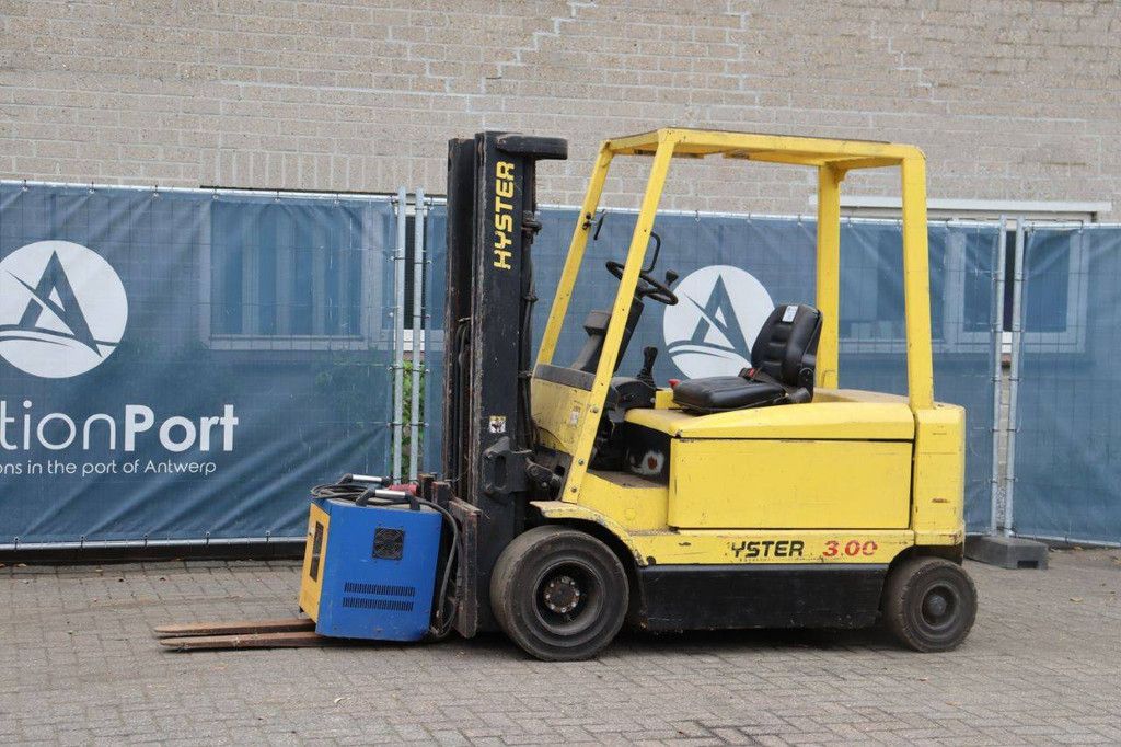 Hyster J3.00XM Electric Forklift 3000kg 3.2m 1998