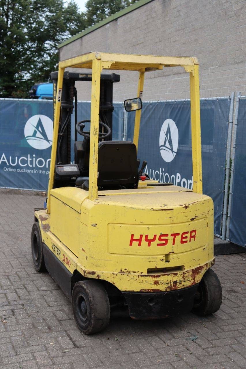Hyster J3.00XM Electric Forklift 3000kg 3.2m 1998