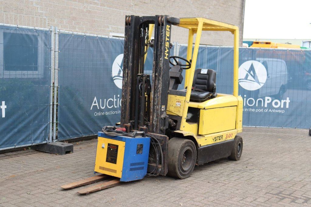 Hyster J3.00XM Electric Forklift 3000kg 3.2m 1998