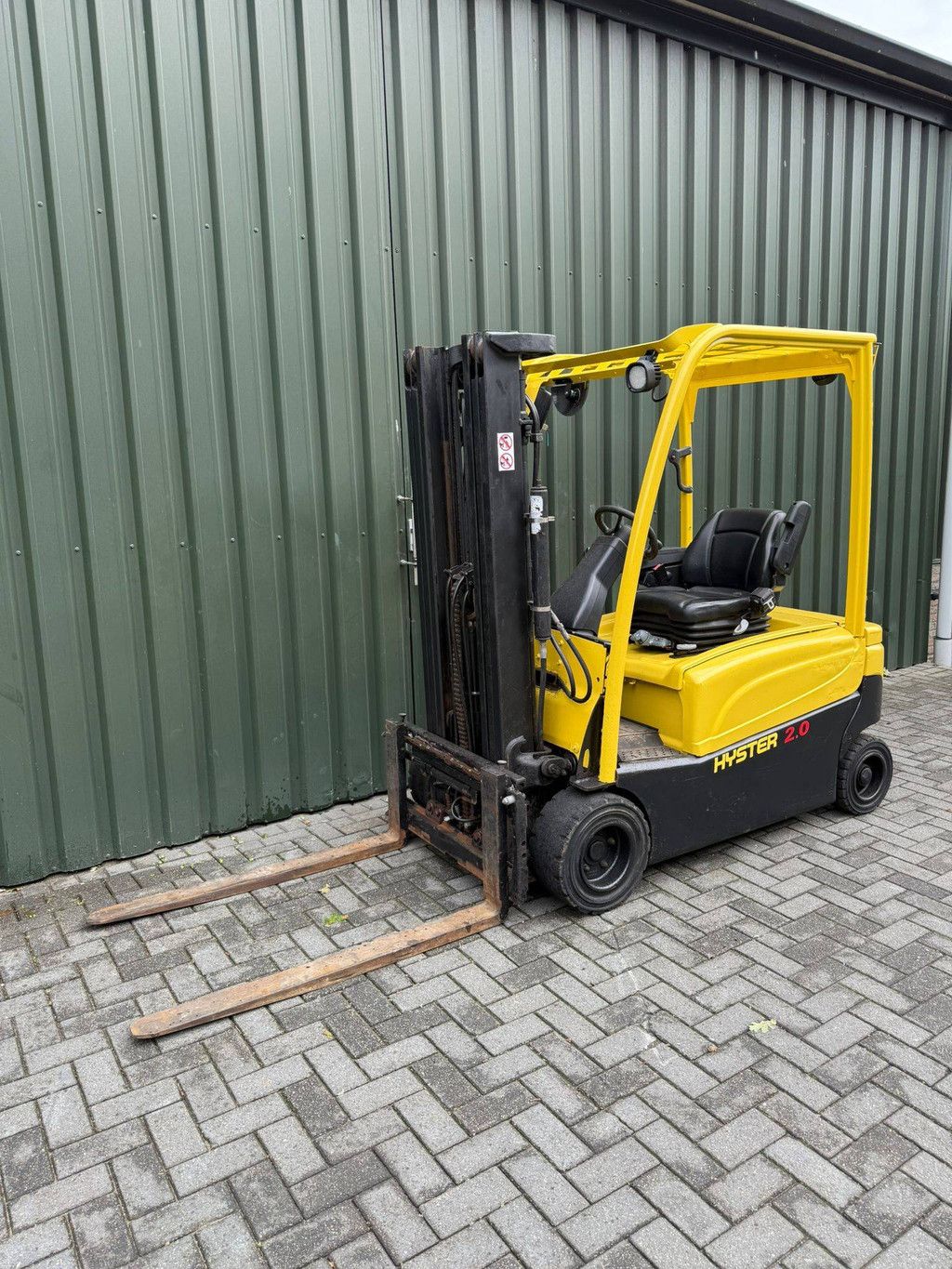 Hyster 2.0 Electric Forklift 2000kg