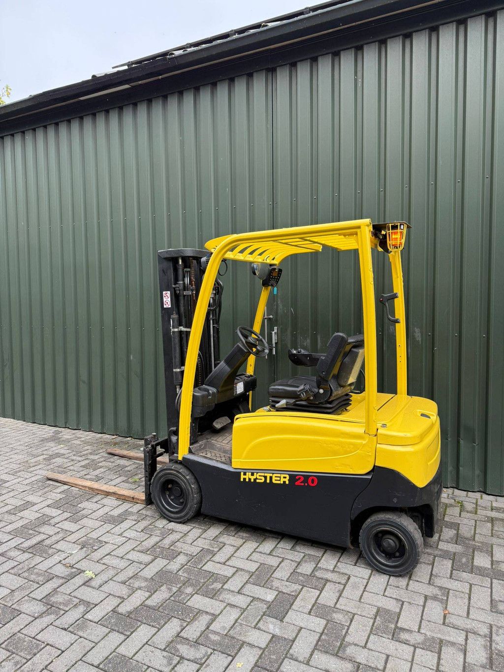 Hyster 2.0 Electric Forklift 2000kg