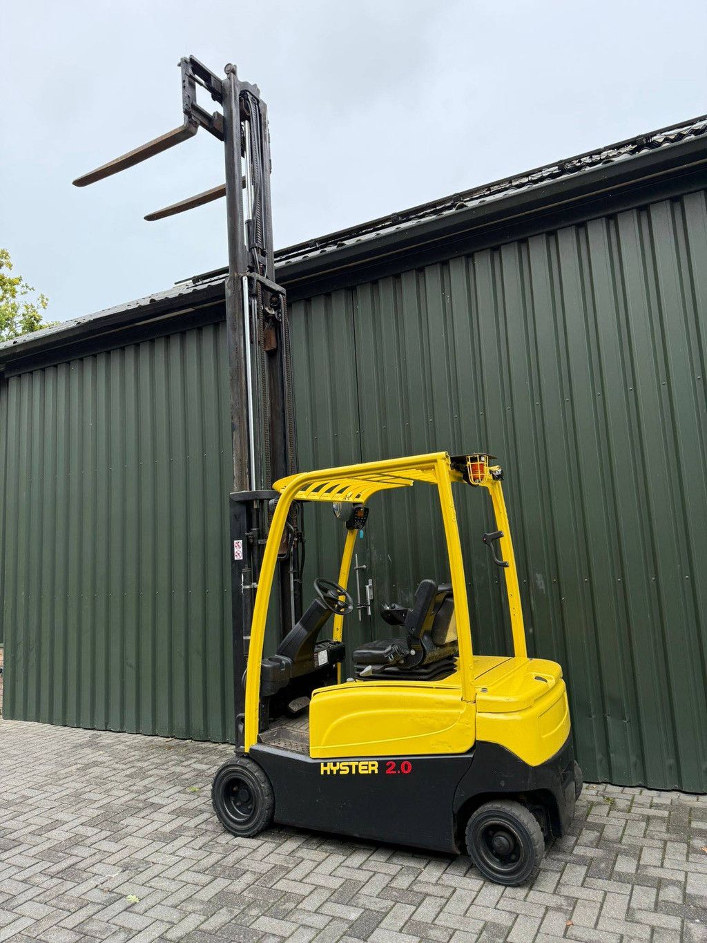 Hyster 2.0 Electric Forklift 2000kg