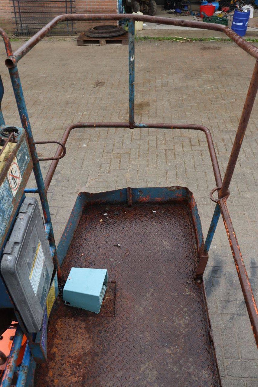 Telescopic boom lift Hitachi HX140B Diesel 15.9m 2001