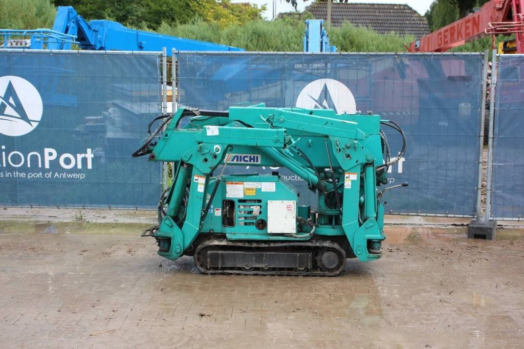 Mini crane Aichi UJ012 Petrol 1996