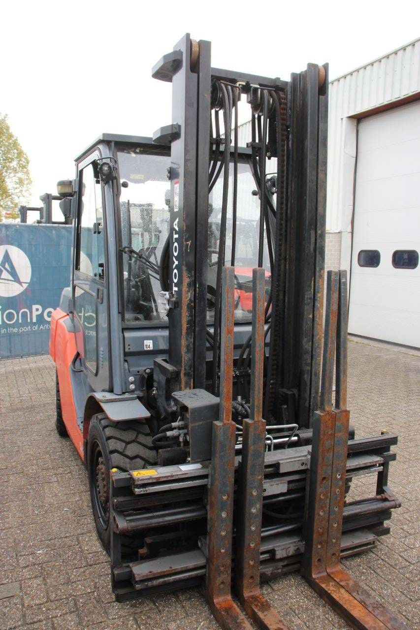 Forklift Toyota 40-8FD40N Diesel 4500kg 3.7m 2016