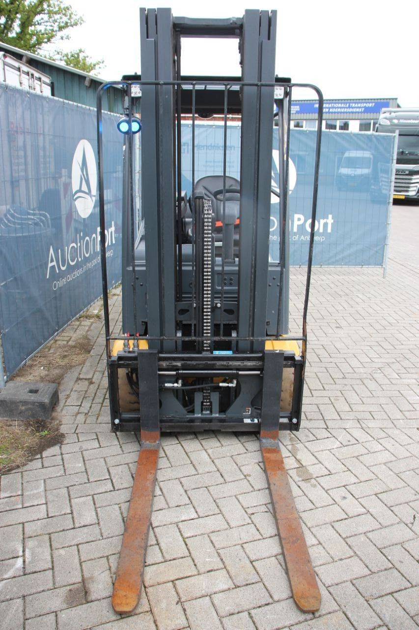 Forklift Caterpillar 2ET4000 Electric 4000kg 4.8m
