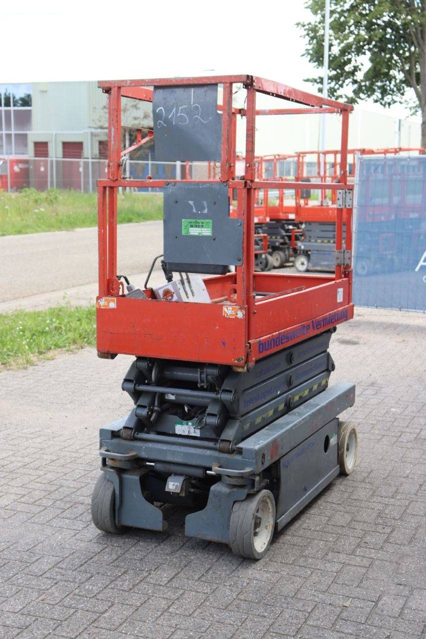 Scissor Lift Skyjack SJ III - 3219 Electric 7.79m 2015