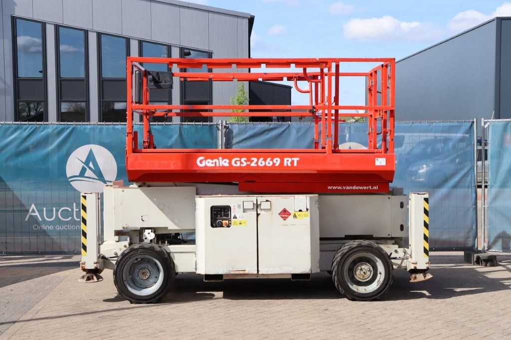 Scherenhebebühne Genie Genie GS-2669 RT Diesel 9,7 m 2012