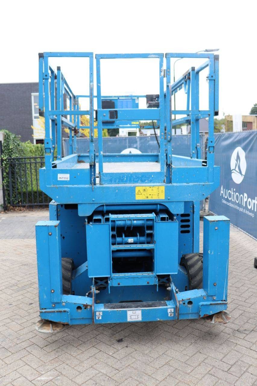 Scissor lift Genie GS2669RT Diesel 10m 2013