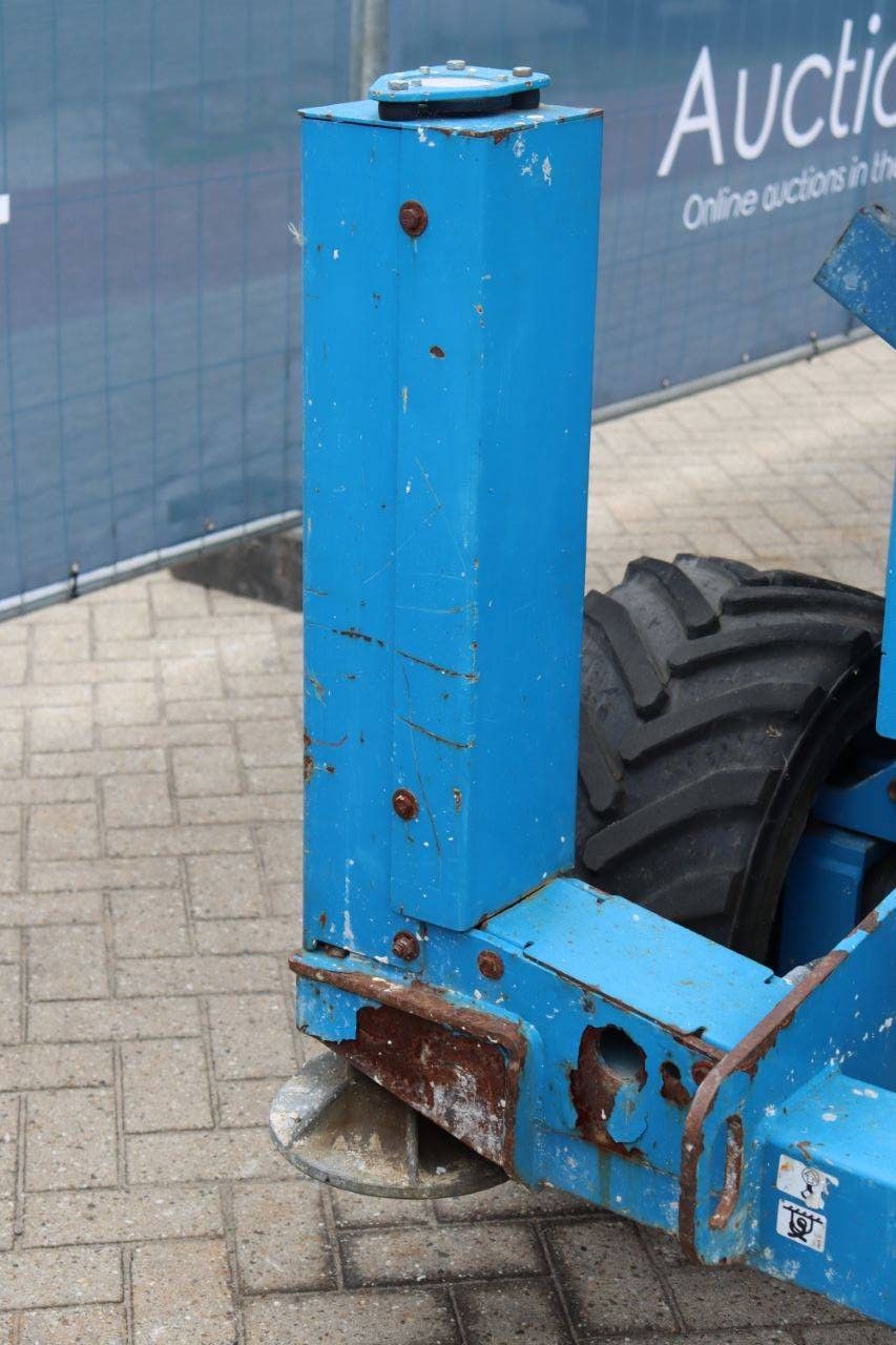 Scissor lift Genie GS2669RT Diesel 10m 2013