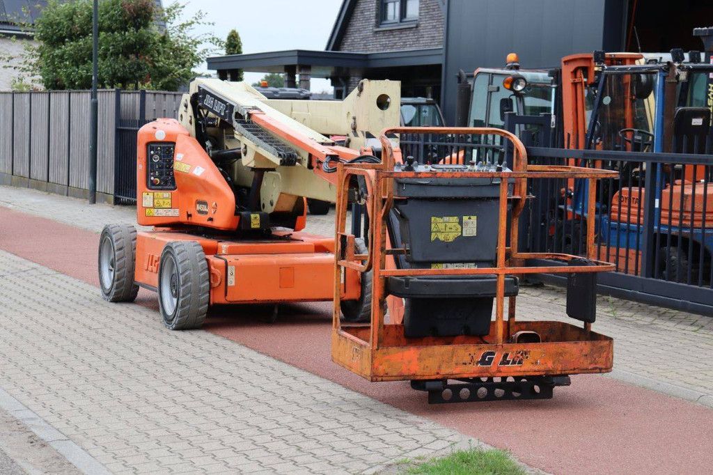 JLG M450AJ Electric+Diesel 15.72m Articulated Boom Lift 2014