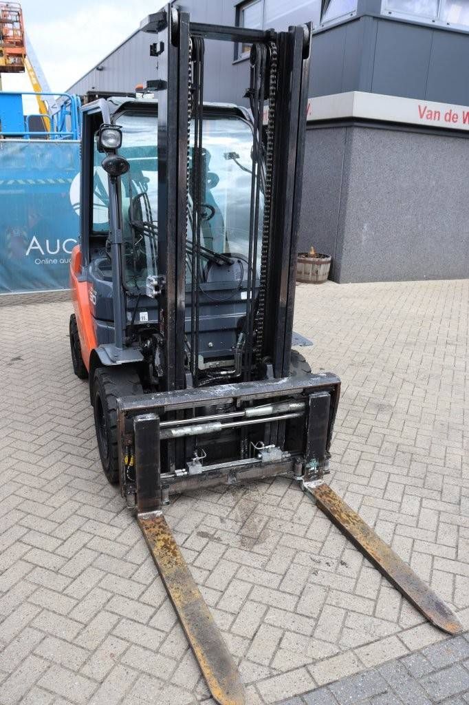 Forklift Toyota 02-8FGF30 LPG 3000kg 3.7m 2008