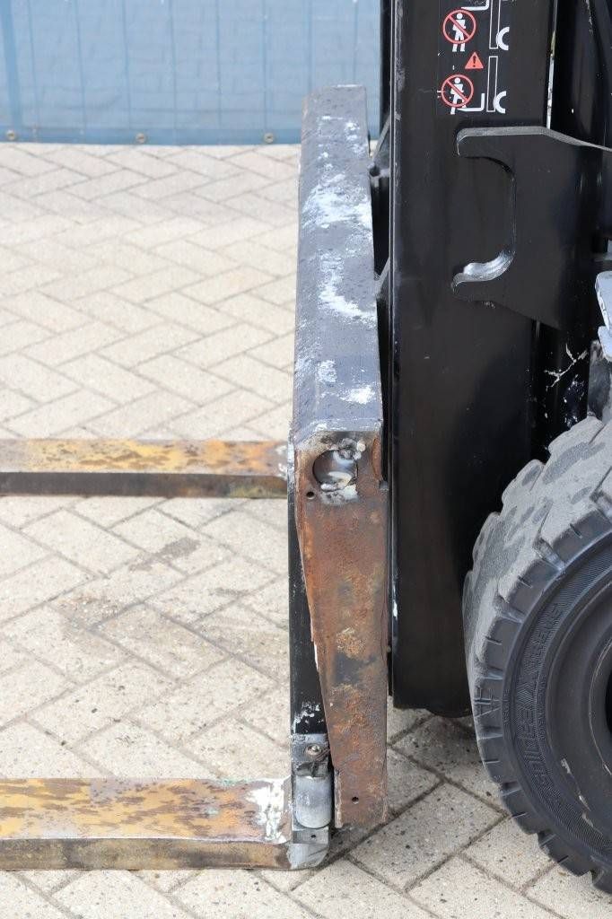 Forklift Toyota 02-8FGF30 LPG 3000kg 3.7m 2008