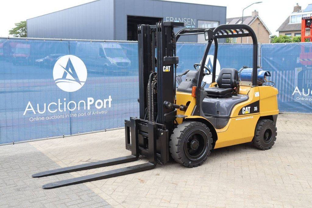 Gabelstapler Caterpillar GP35N Treibgas 3500kg 4,4m 2008