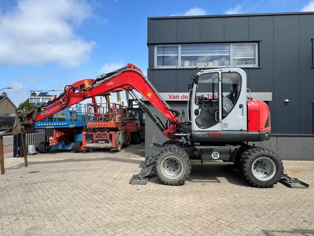 Mobile crane Wacker Neuson 9503WD Diesel 74.9kW 2009