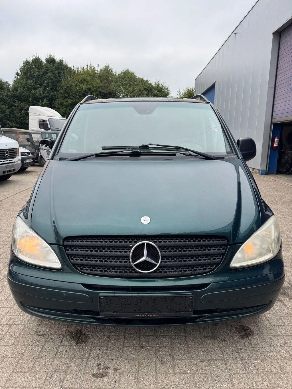 Mercedes-Benz Vito **111CDI-6SEATS-AUTOMATIC**