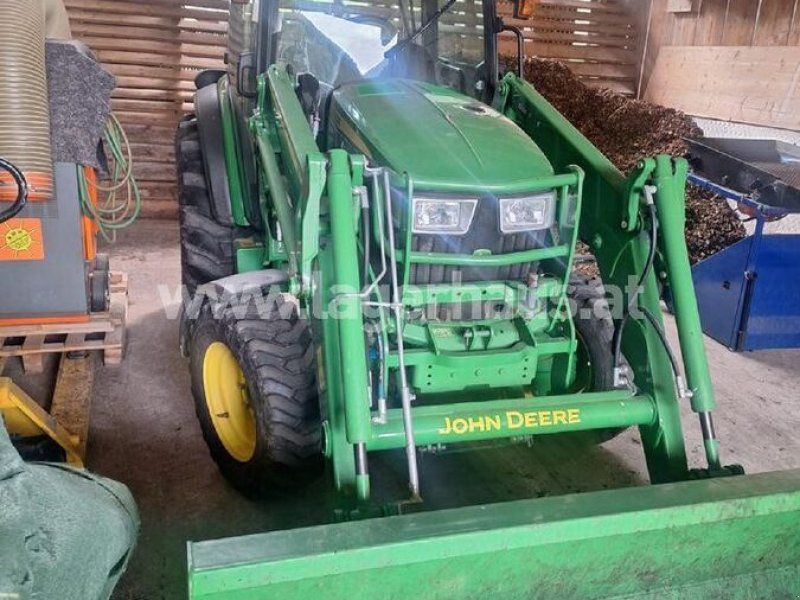 John Deere 4066