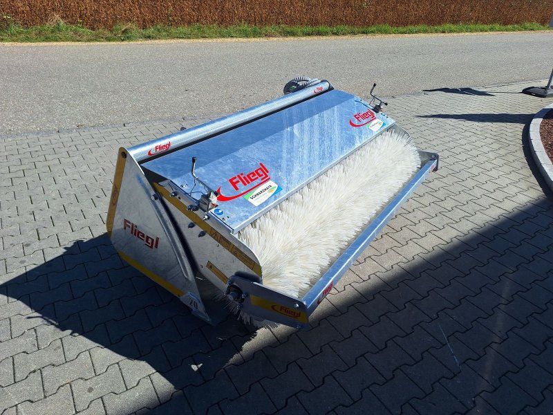 Fliegl AgroCenter Power Pro 2000