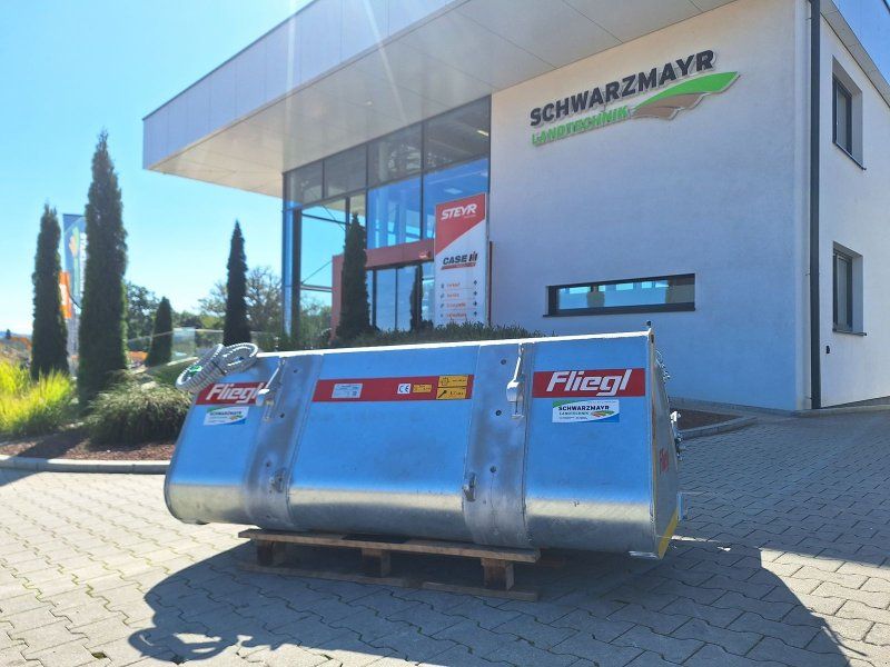 Fliegl AgroCenter Power Pro 2000
