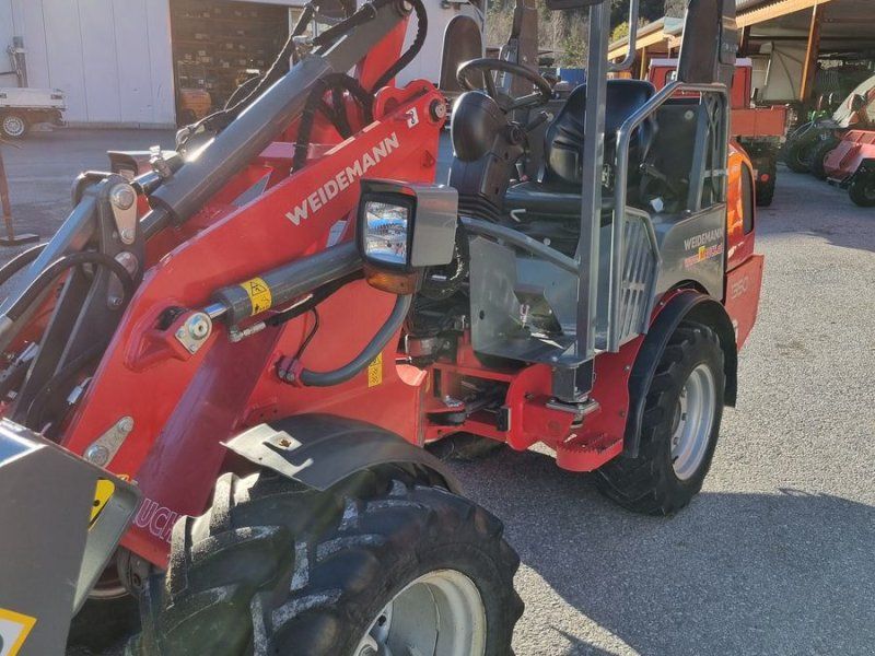Weidemann Hoftrac 1350