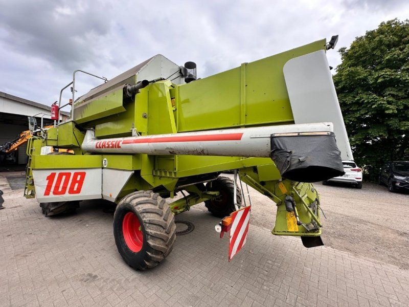 Claas Dominator 108 Classic