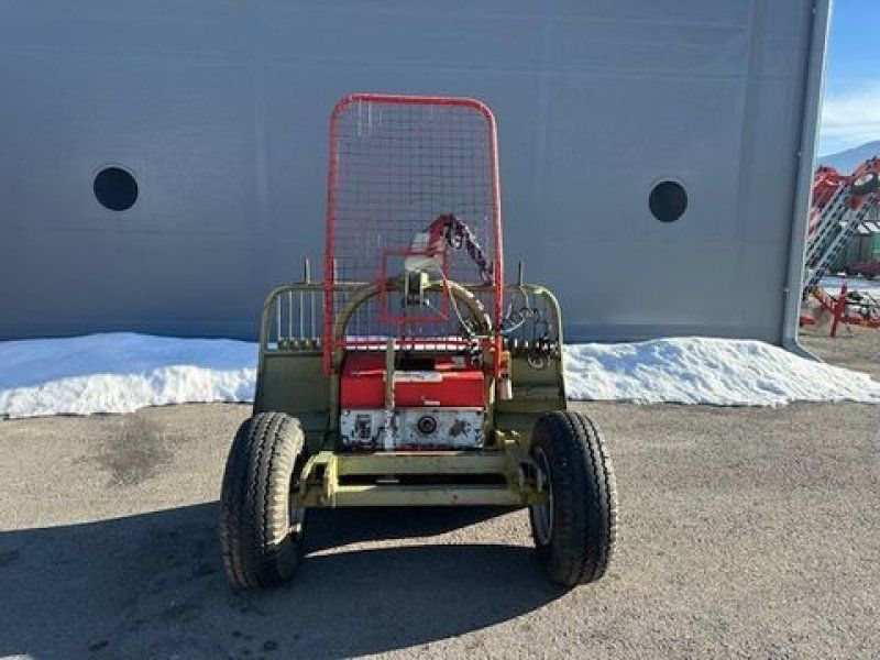 Holzknecht HS306S mit Fahrwerk 6to,