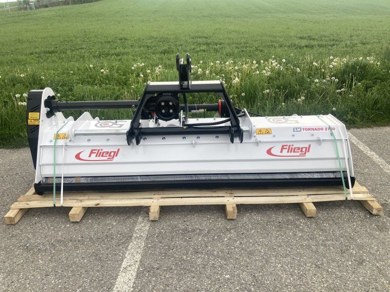 Fliegl Tornado 2750 Edition