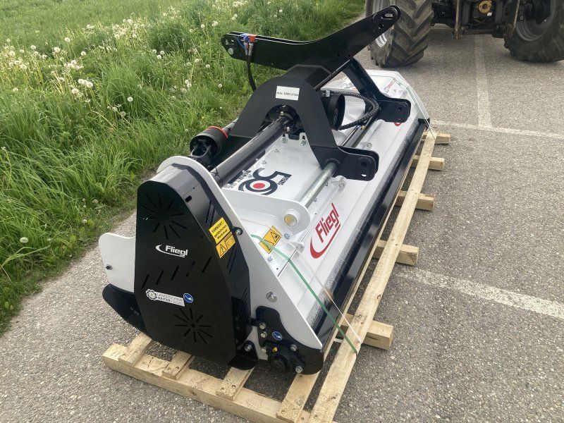 Fliegl Tornado 2750 Edition