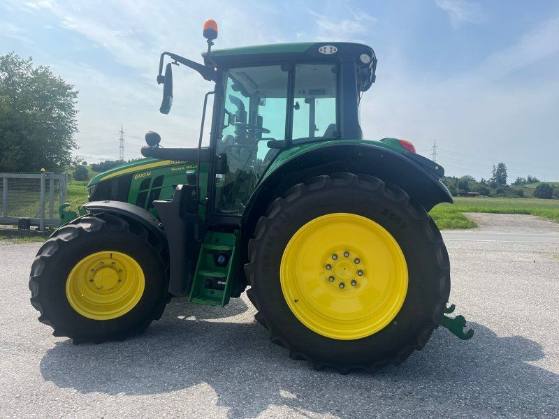 John Deere 6120M