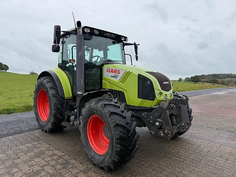 Claas Arion 430