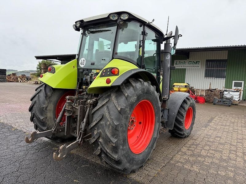 Claas Arion 430