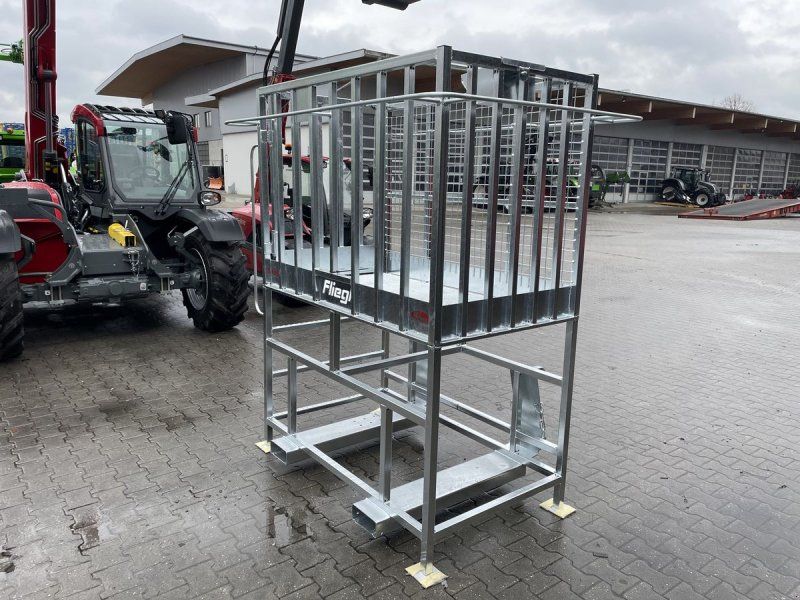 Fliegl Arbeitskorb / Arbeitsbühne mit Erhöhung Euro &PG