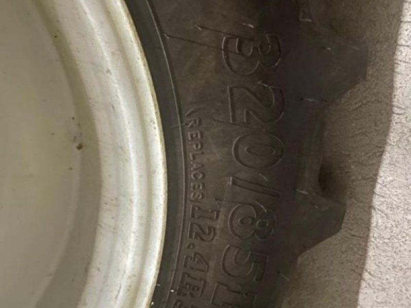 340/85R 46 320/85R 32 BKT