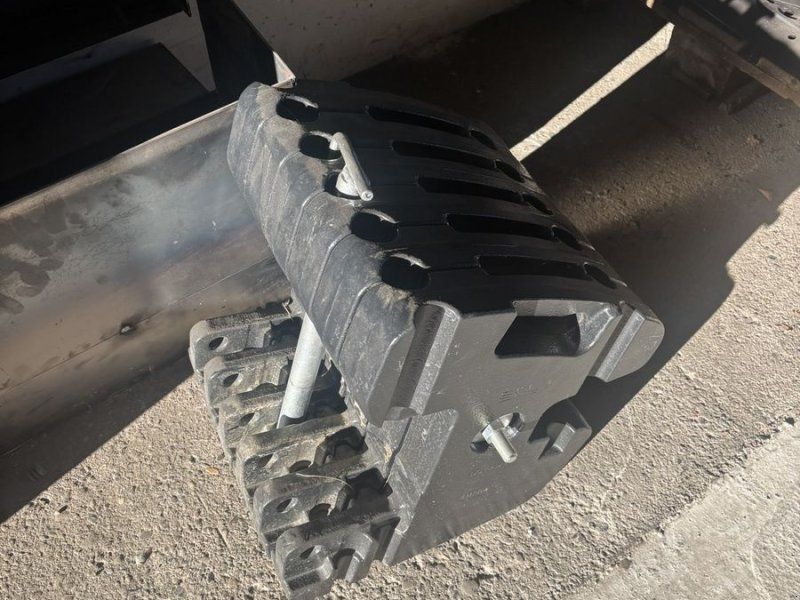 New Holland Gewichte 6x40kg