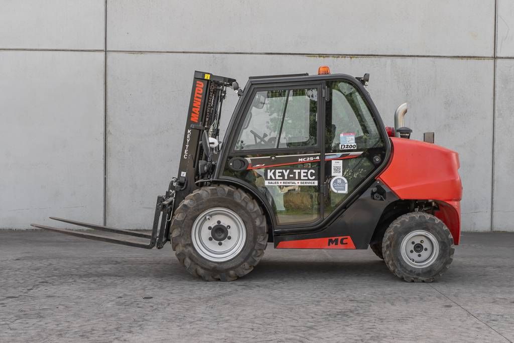 Manitou MC 25-4