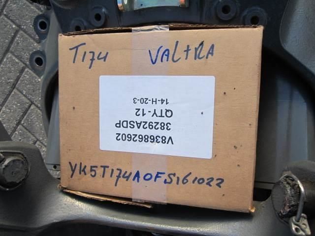 Valtra T4 originele fronthef