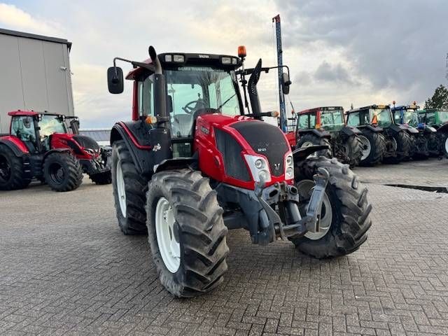 Valtra N123 Hitech5