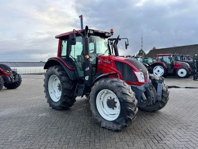 Valtra N123 Hitech5