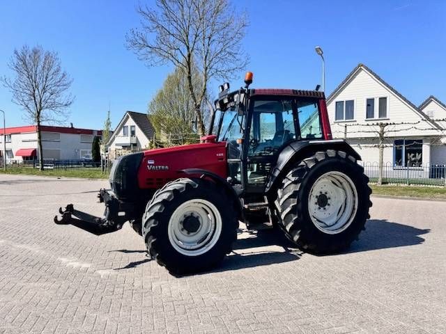 Valtra 6400, Luchtremmen, Fronthef, Frontaftakas