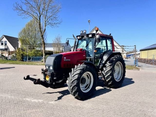 Valtra 6400, Luchtremmen, Fronthef, Frontaftakas