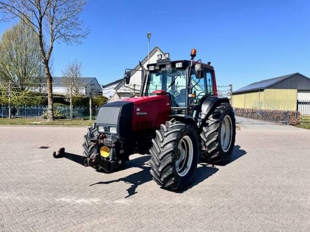 Valtra 6400, Luchtremmen, Fronthef, Frontaftakas