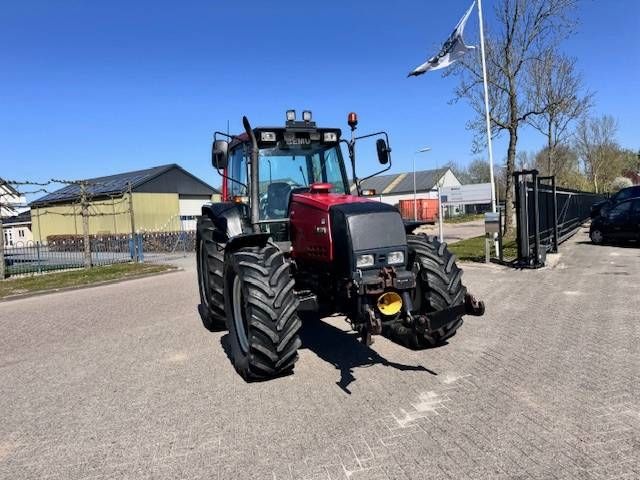 Valtra 6400, Luchtremmen, Fronthef, Frontaftakas