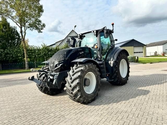 Valtra T235 Direct Smart Touch TWINTRAC! 745 HOURS