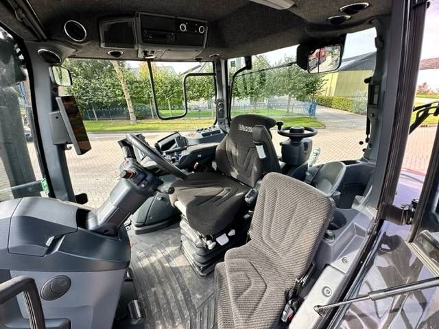 Valtra T235 Direct Smart Touch TWINTRAC! 745 HOURS