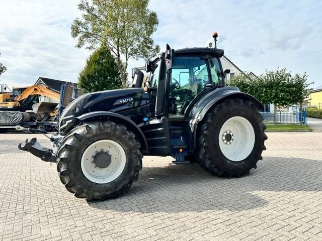 Valtra T235 Direct Smart Touch TWINTRAC! 745 HOURS