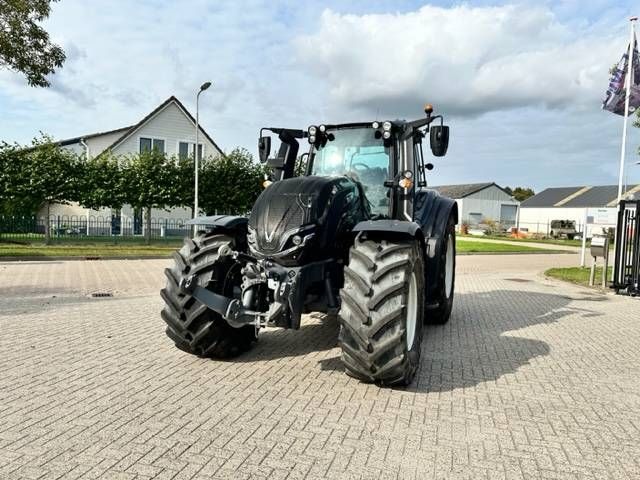 Valtra T235 Direct Smart Touch TWINTRAC! 745 HOURS