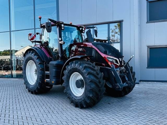 Valtra Q305 DEMO Super Compleet!
