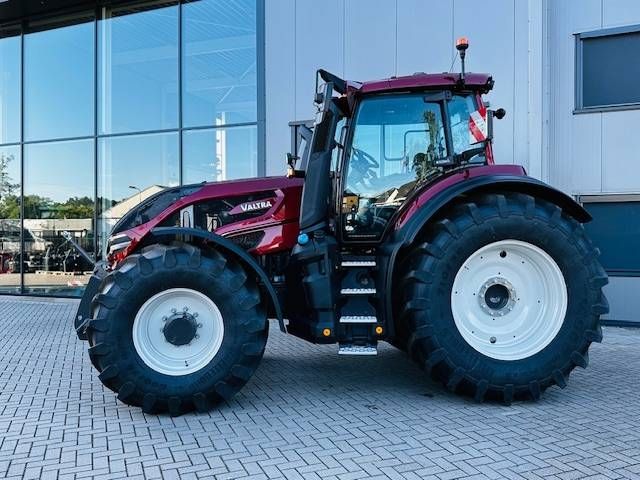 Valtra Q305 DEMO Super Compleet!