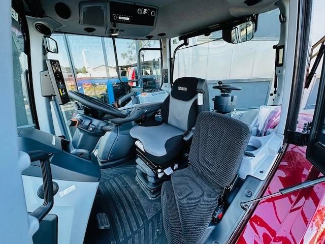 Valtra Q305 DEMO Super Compleet!