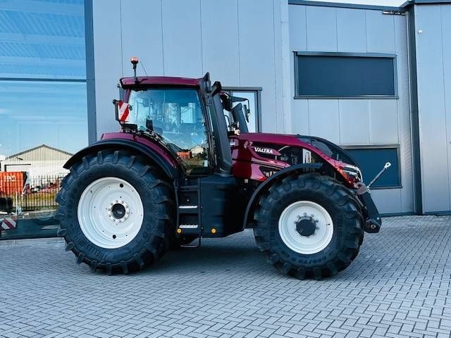 Valtra Q305 DEMO Super Compleet!